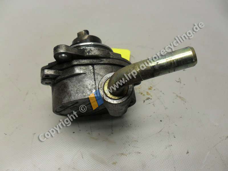 MERCEDES E220 W210 BJ2001 UNTERDRUCKPUMPE A6112300065 LUK RE2177-1 6112300065